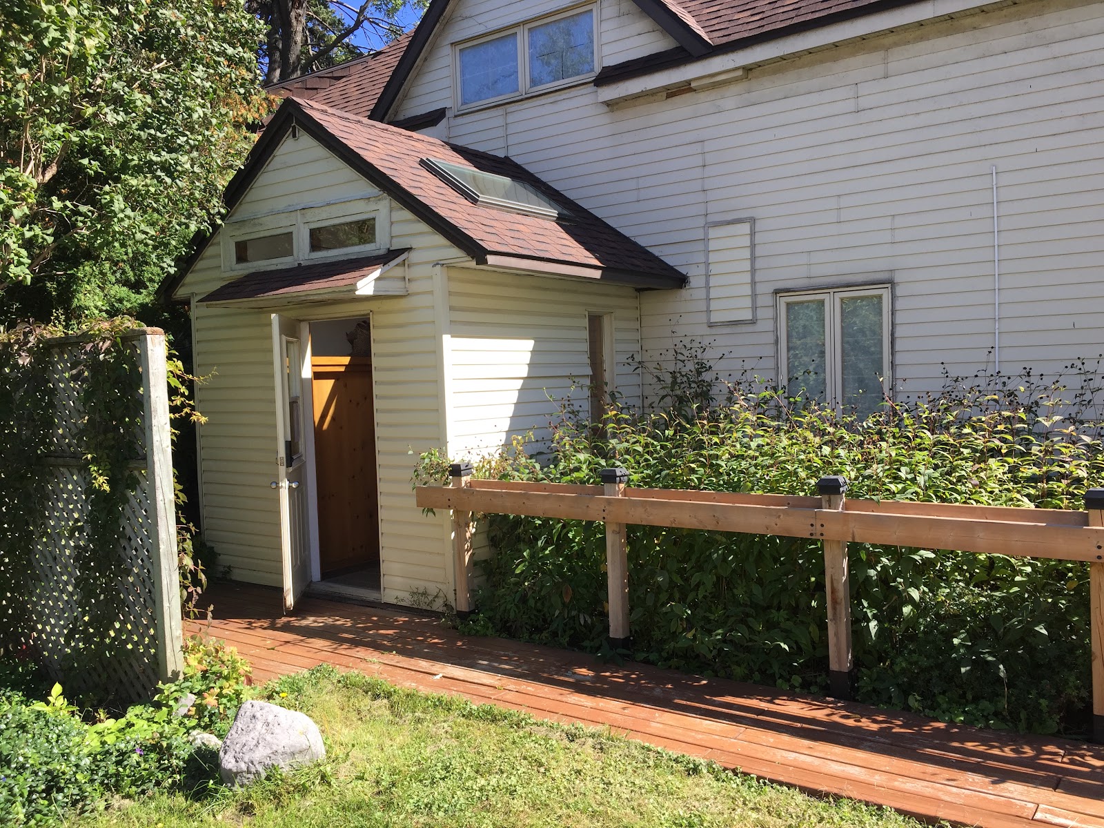 Zendo, view from the courtyard